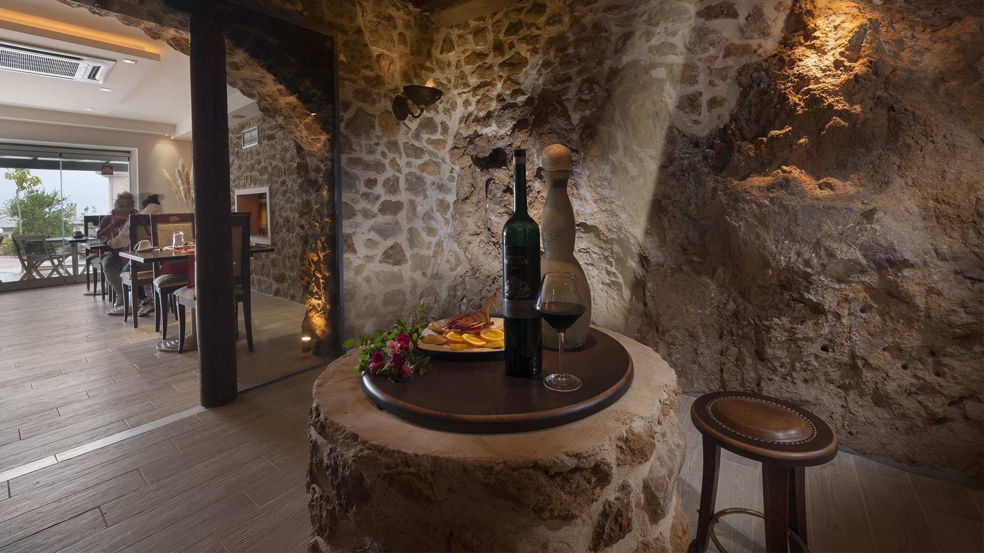 Iakovakis & Hotel Koropi